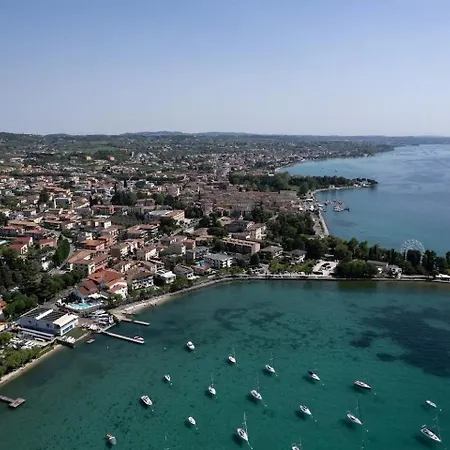 Апартаменти Idyllische Mit Garten Und Pool *
