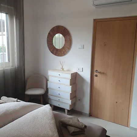 Apartment Idyllische Mit Garten Und Pool Bardolino