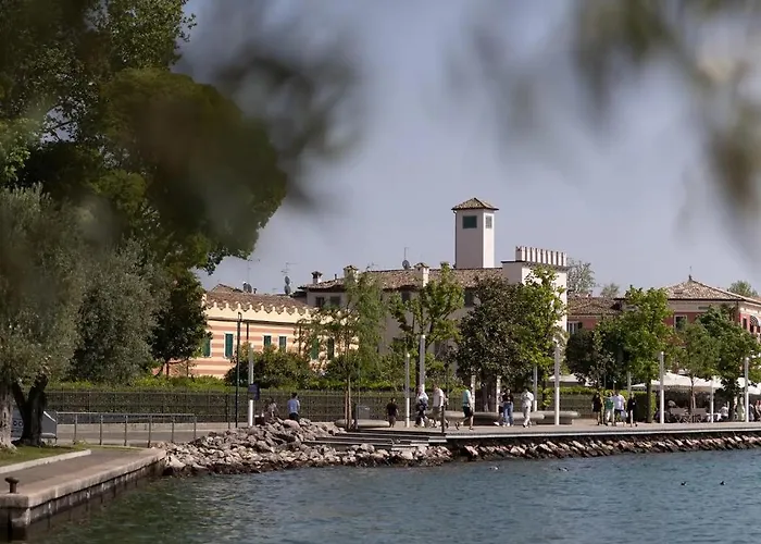 Idyllische Mit Garten Und Pool Apartment *